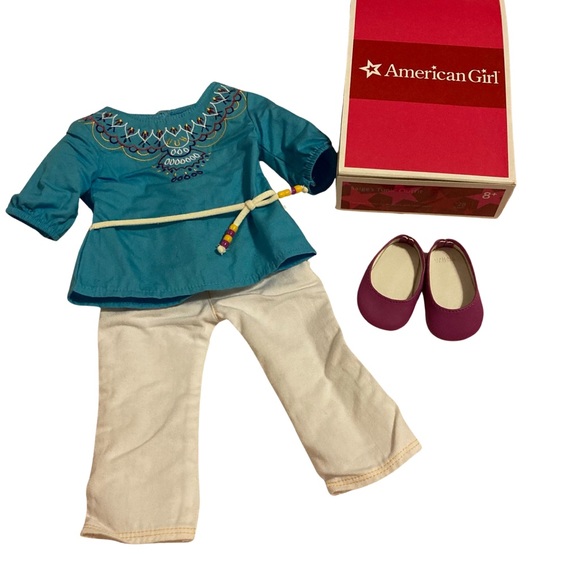 American Girl Doll Retired Girl Of The Year 2013 Sage’s Tunic Outfit - Picture 2 of 3